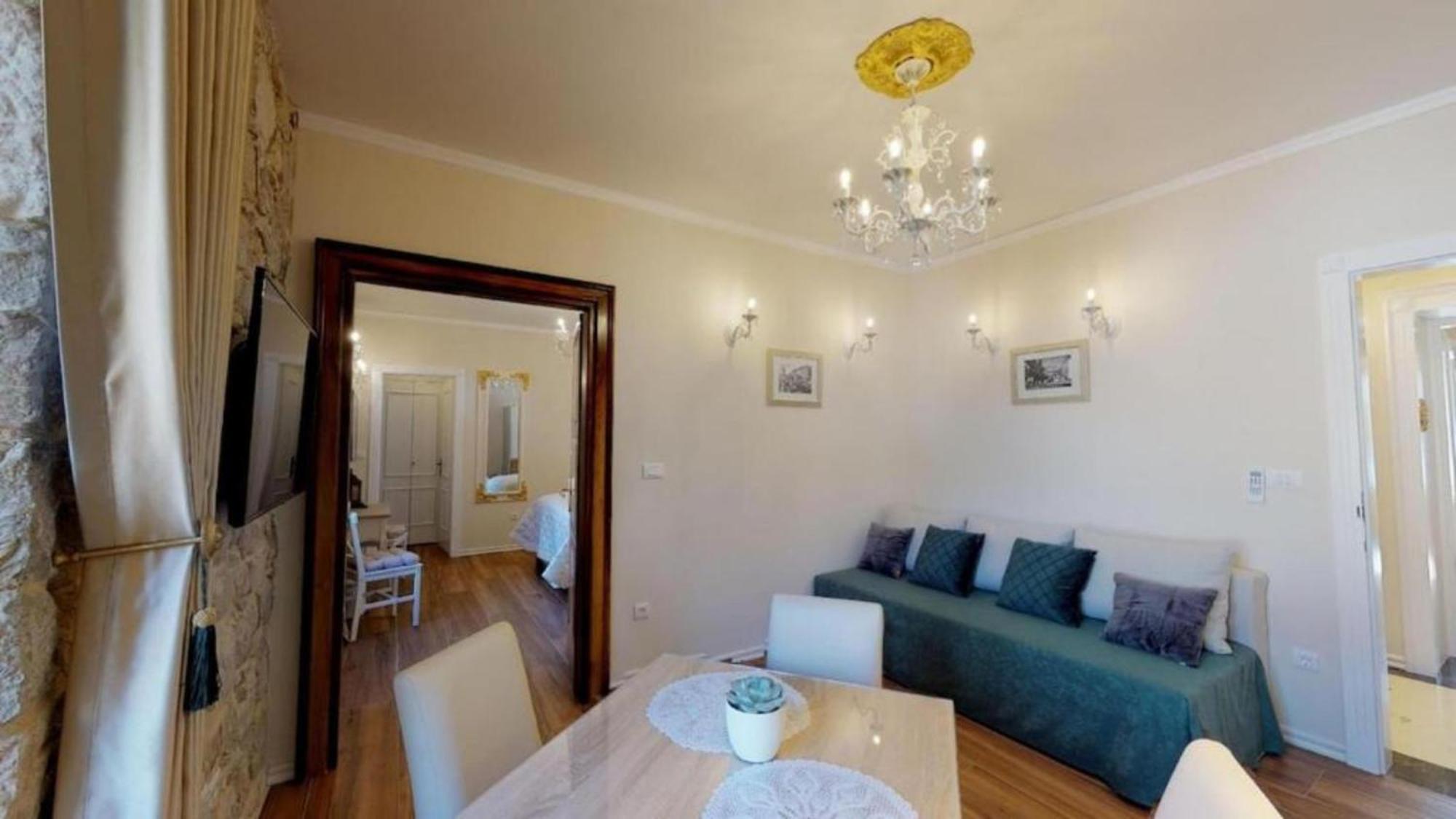 Chrysanta Apartments Split Buitenkant foto