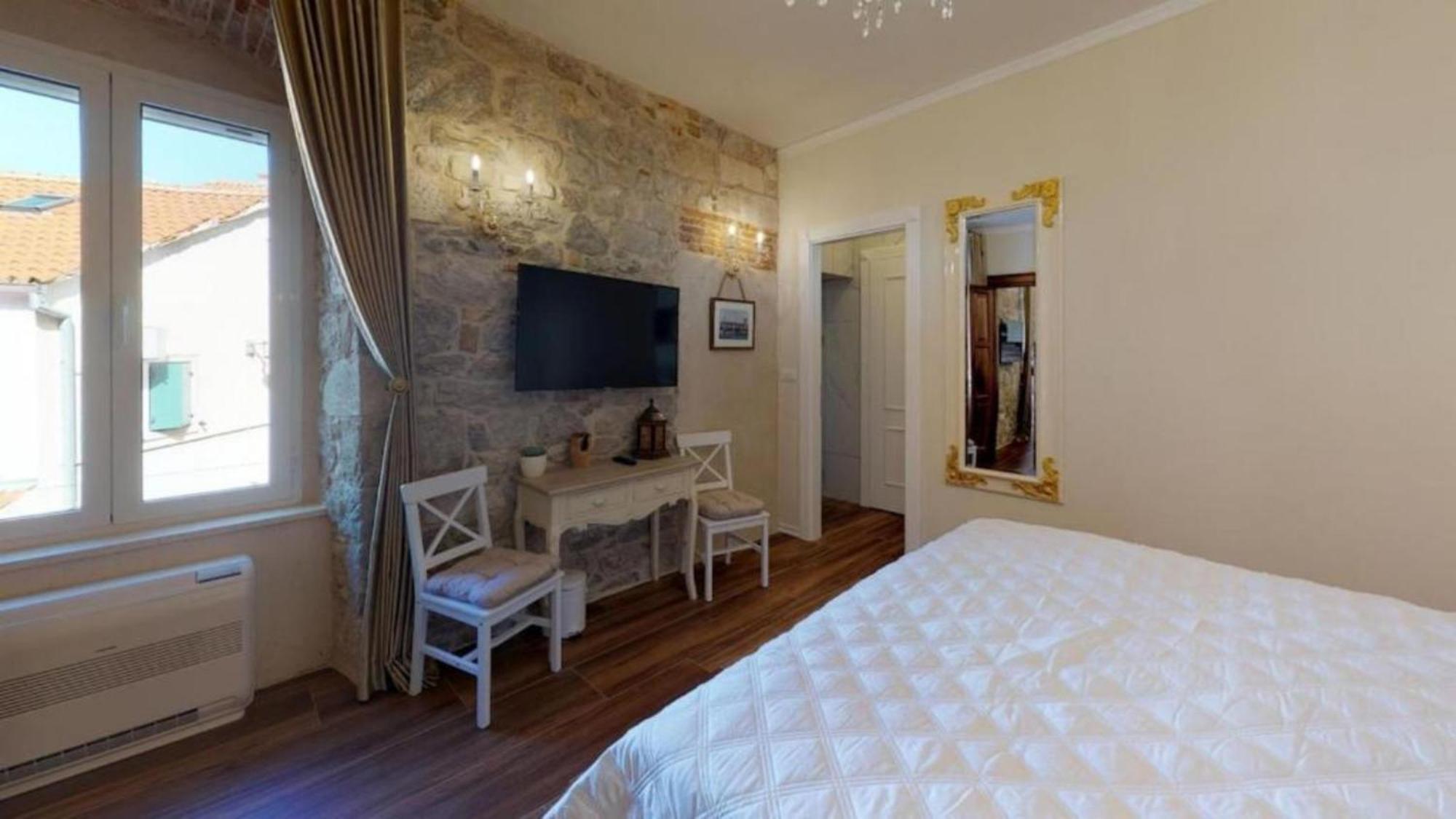 Chrysanta Apartments Split Buitenkant foto